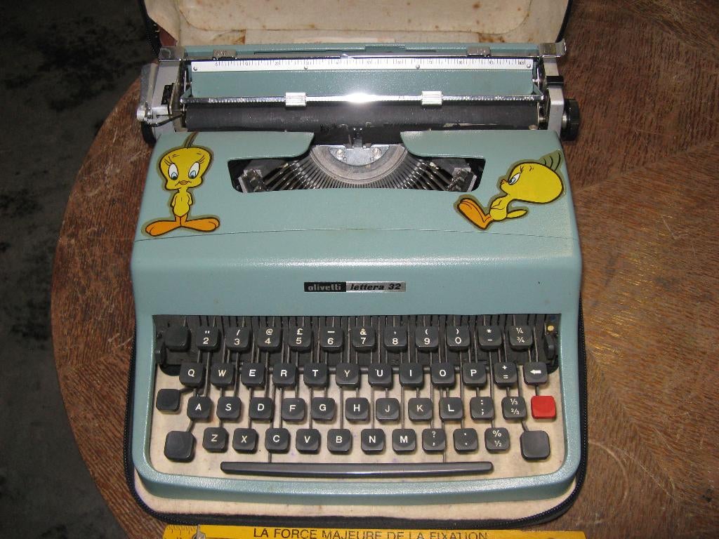 Olivetti schrijfmachine, Diversen, Typemachines, Ophalen, Gebruikt