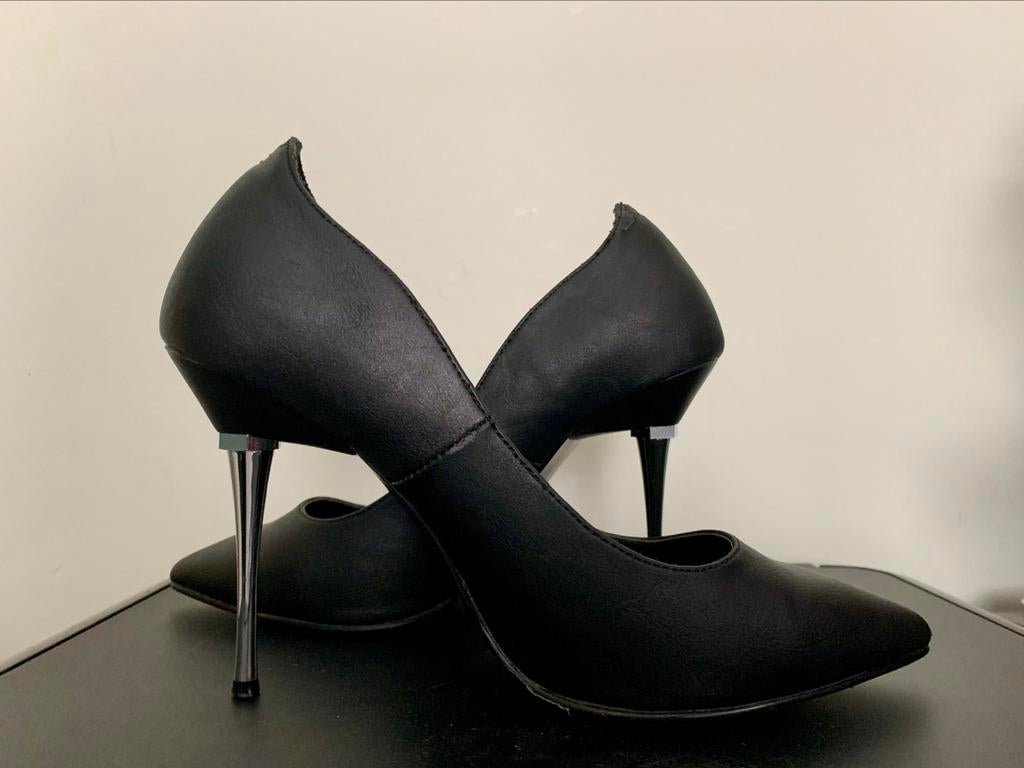 Pleaser 40 pumps van leer en metaal, Ophalen of Verzenden, Zo goed als nieuw, Pumps