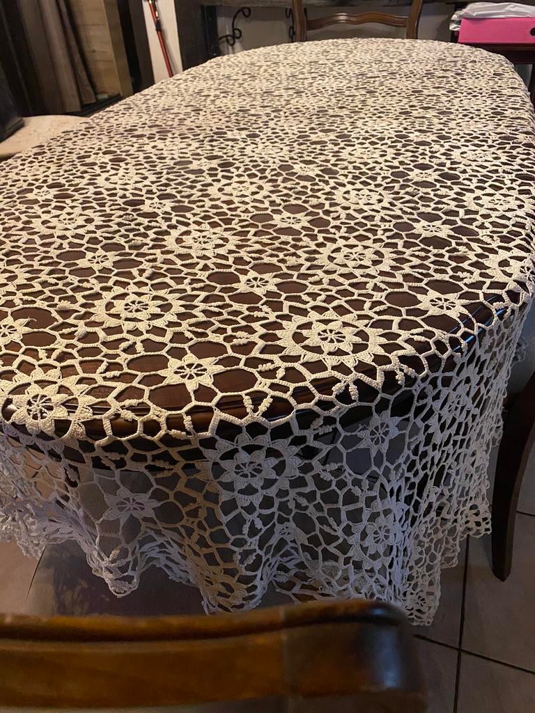 Vintage handgemaakte  bedsprei of tafelkleed 240x160 cm., Huis en Inrichting, Ophalen of Verzenden