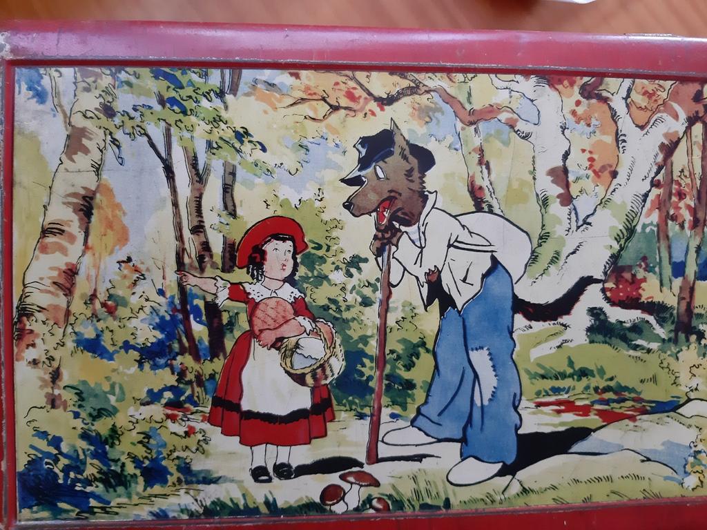 Grote mooie sprookjesdoos Roodkapje en de Wolf, Verzamelen, Ophalen of Verzenden, Gebruikt