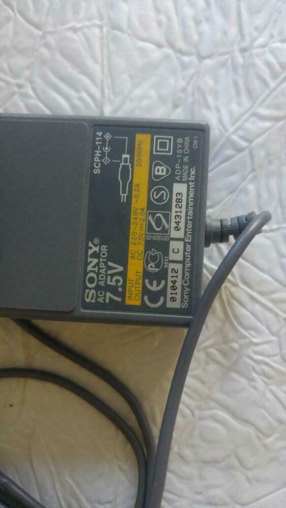 Chargeur sony ps 1 d'origine csph-114 7.5v 2A adp-15yb, Enlèvement ou Envoi, Comme neuf