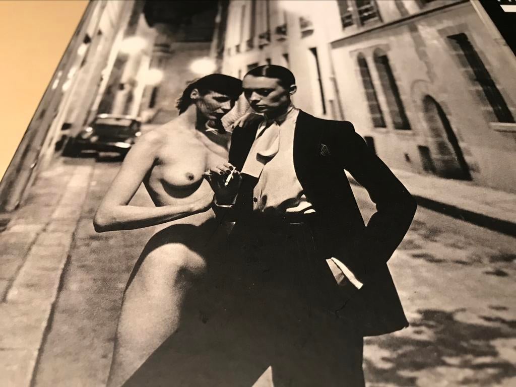 Helmut Newton Photographies 240 pages, Livres, Enlèvement ou Envoi, Comme neuf, Photographes