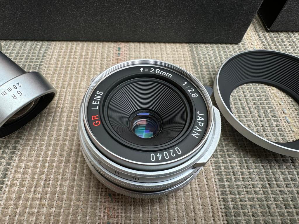 Nieuw Ricoh GR 28mm 2.8 Lens Leica M & Screw Mount 28, Nieuw, Groothoeklens