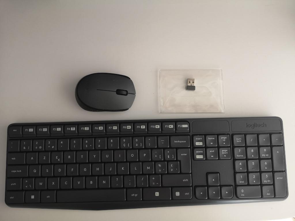 Clavier et souris sans fil Logitech, Neuf, Logitech, Azerty, Enlèvement