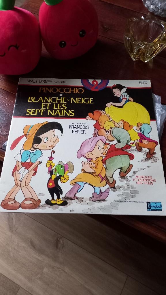 vinyl 33T disney (2 vinyles)"blanche neige et les 7 nains, Collections, Disney, Enlèvement ou Envoi, Comme neuf, Autres types