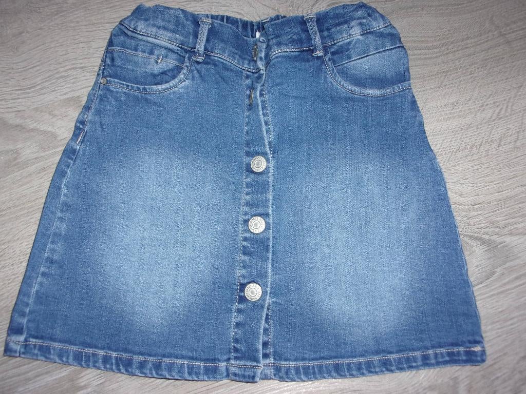 Leuk jeans rokje. Maat 140, Enfants & Bébés, Vêtements enfant | Taille 140, Robe ou Jupe, Enlèvement ou Envoi, Name it, Comme neuf
