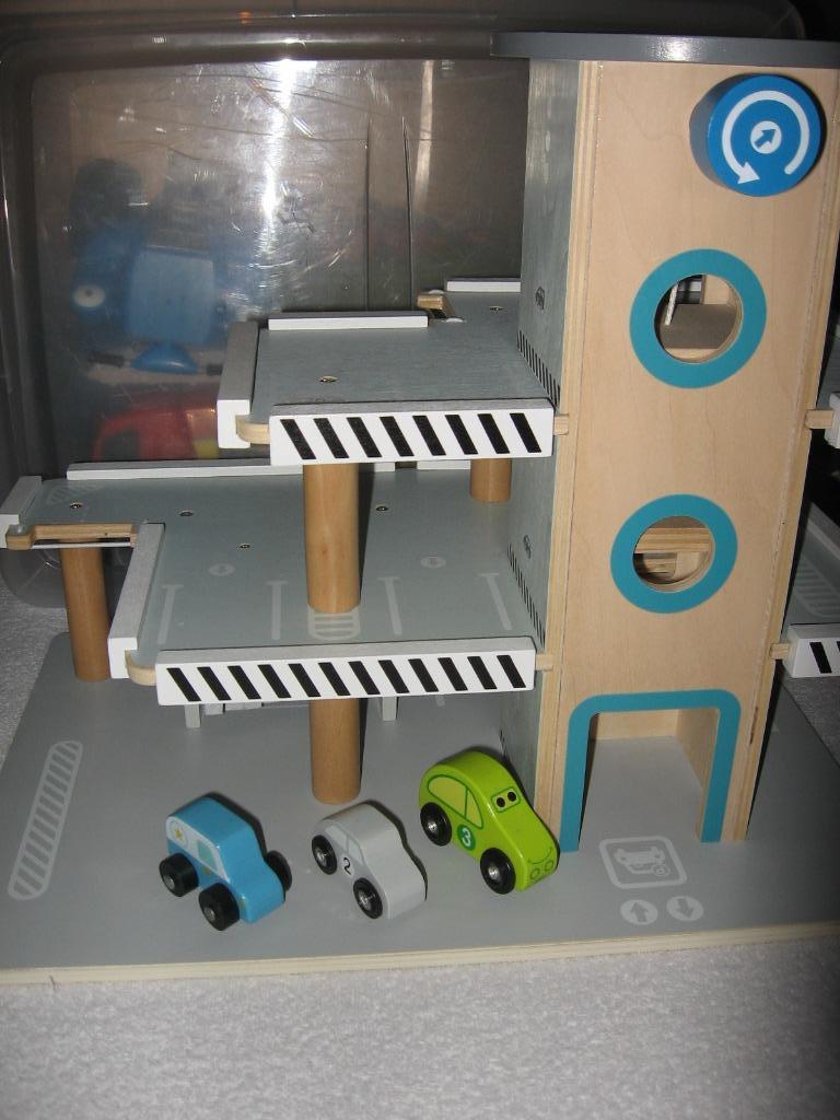 houten garage + carwash, Kinderen en Baby's, Ophalen, Zo goed als nieuw
