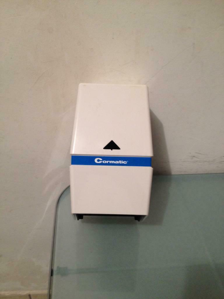 DISTRIBUTEUR DE PAPIER TOILETTE NEUF, Articles professionnels, Enlèvement ou Envoi