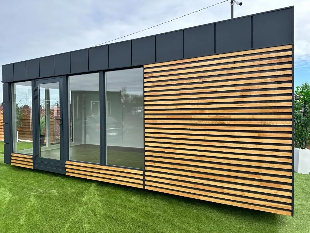 Moderne en veelzijdige modulaire paviljoens gemaakt in de EU
