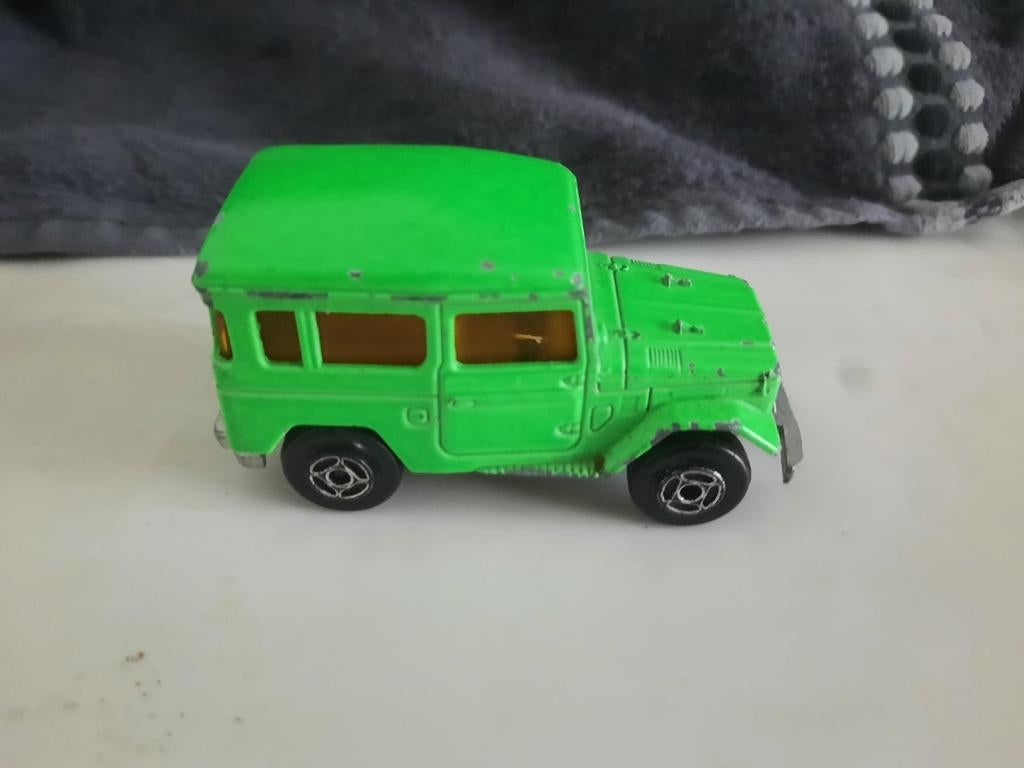 Majorette Toyota Jeep, Hobby en Vrije tijd, Modelauto's | Overige schalen, Ophalen of Verzenden, Gebruikt, Auto