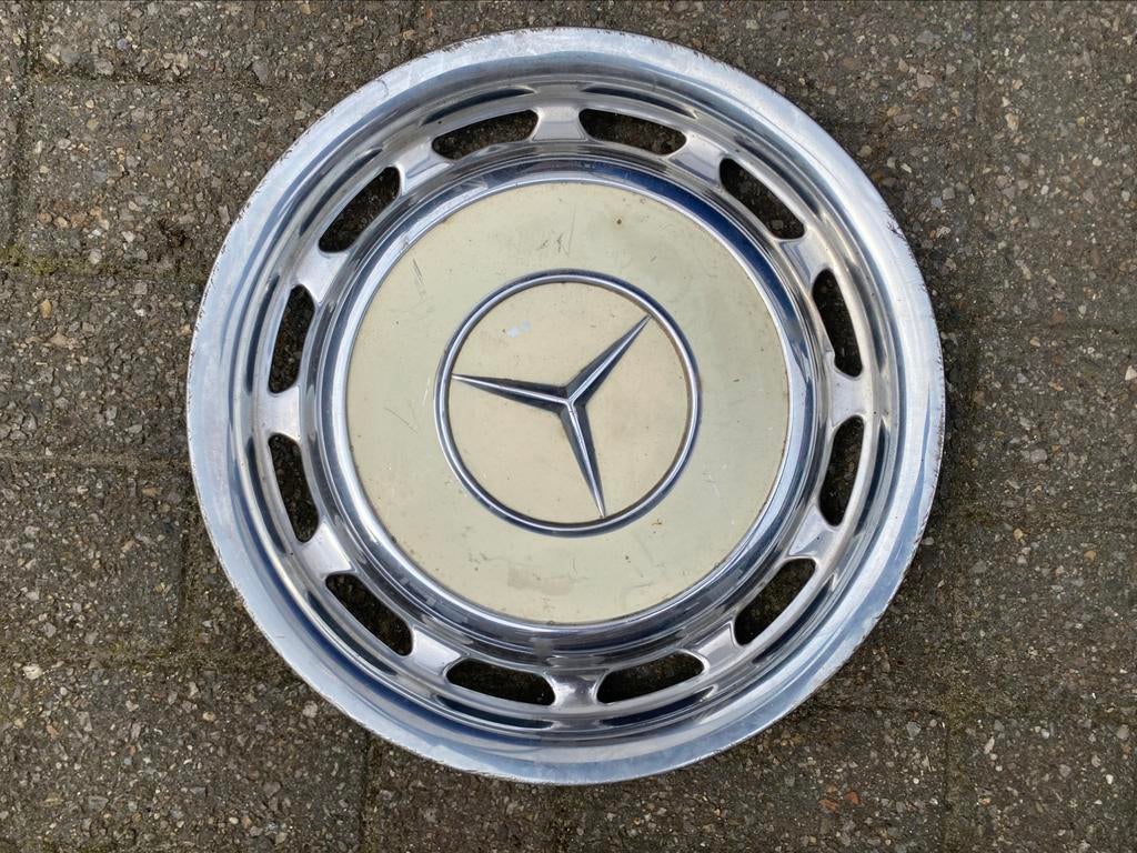 Mercedes rvs wieldeksels 14”, Enlèvement ou Envoi, Utilisé