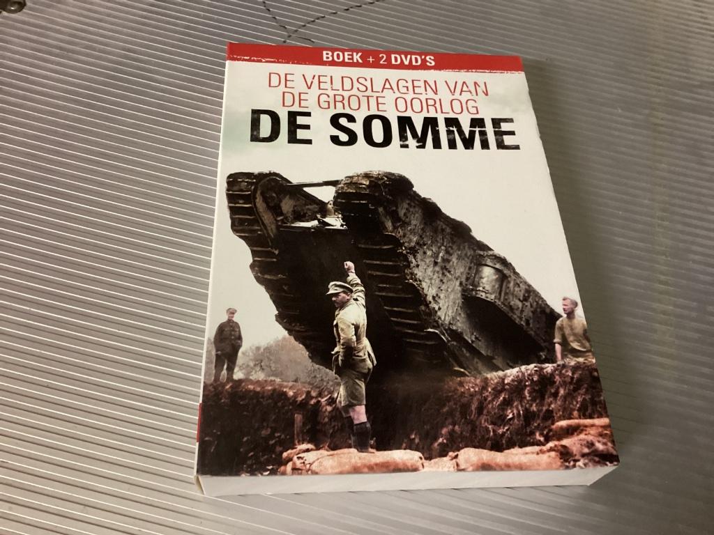 De Veldslagen Van De Grote Oorlog: De Somme boek + 2 dvd’s, Ophalen of Verzenden, Boxset
