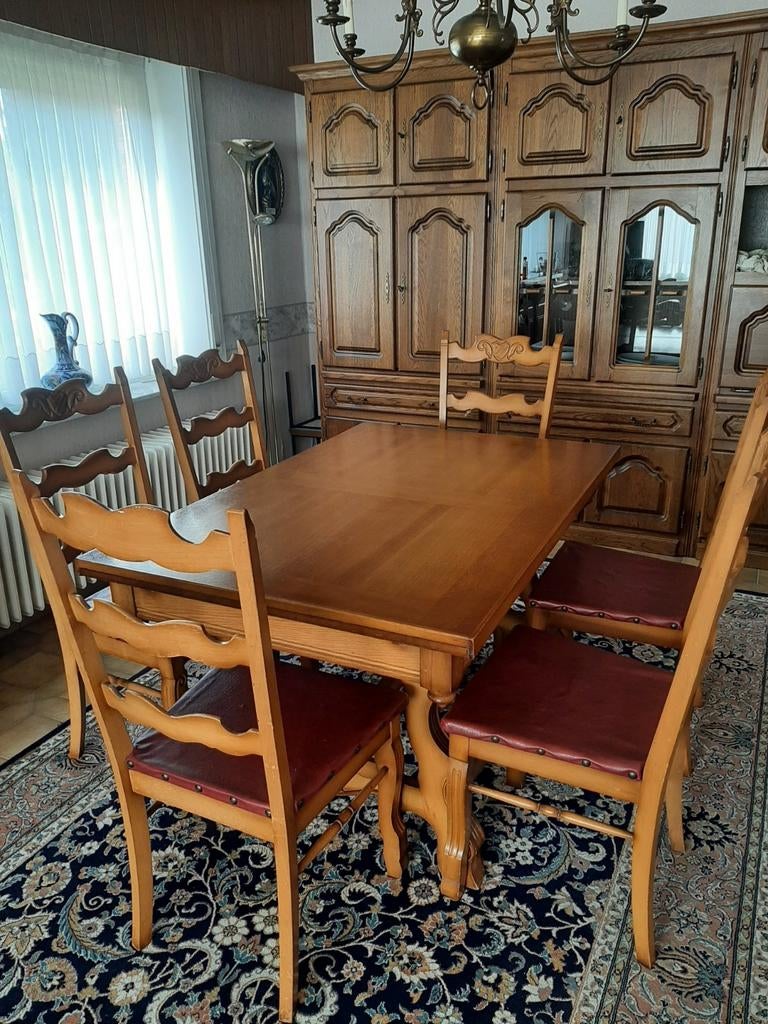 Massieve retro eettafel met 6 stoelen – landelijke stijl, Antiek en Kunst, Antiek | Meubels | Stoelen en Sofa's, Ophalen