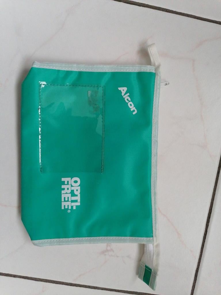Groen klein toilettasje, Ophalen of Verzenden, Gebruikt, Groen