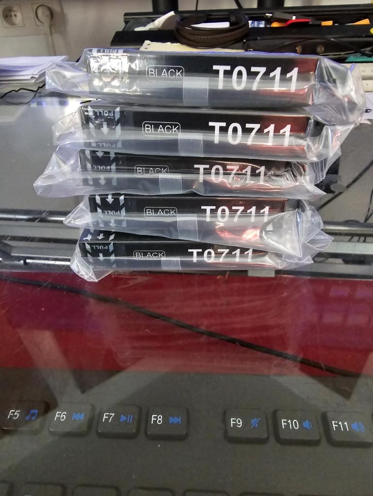 5 nieuw verpakte EPSON T0711 inktpatronen, Computers en Software, Printerbenodigdheden, Ophalen of Verzenden, Nieuw, Cartridge