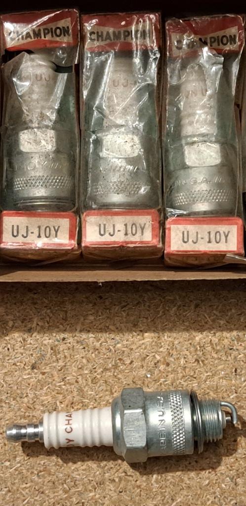 VOLVO PV544, AMAZON - 4 CHAMPION-bougies - NIEUW, Ophalen of Verzenden, Nieuw, Volvo