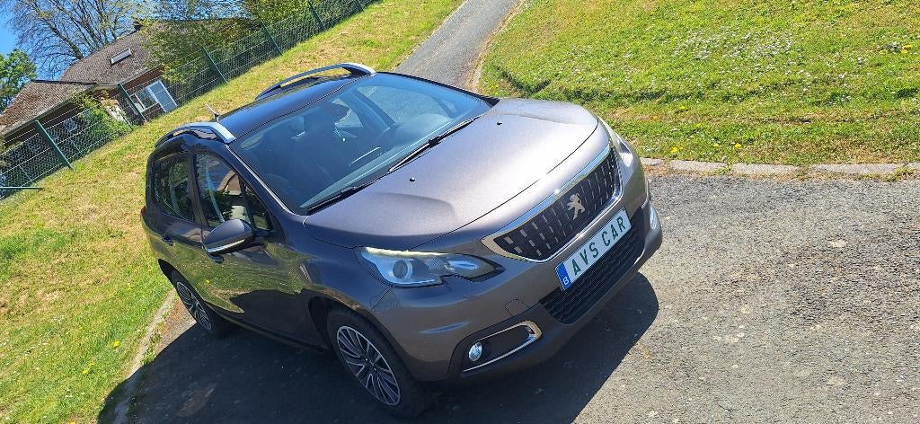 Peugeot 2008 16 hdi euro 6  96000kms clim , gps , toit pano, Autos, Achat, Euro 6, Entreprise, Diesel