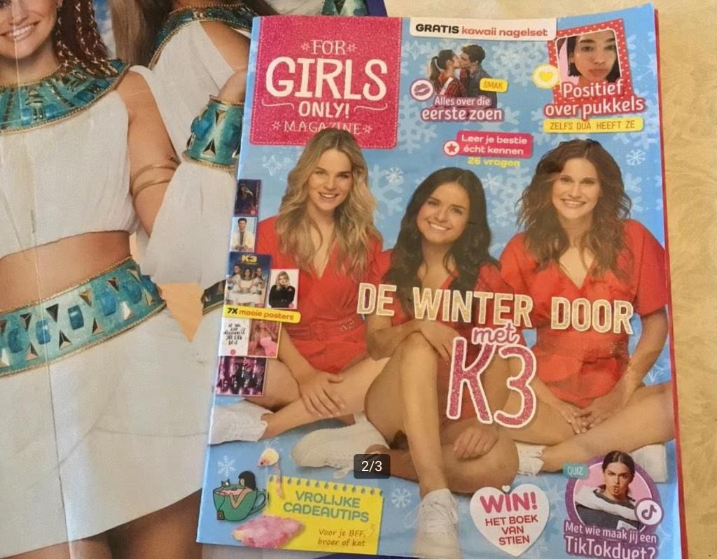 For girls magazine K3 met poster dans van de farao, poster b, Ophalen of Verzenden, Poster
