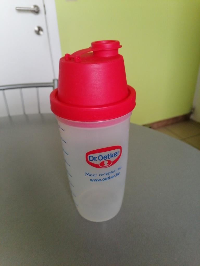 Shake beker van Dr. OETKER 800 ML, Sport en Fitness, Ophalen of Verzenden, Zo goed als nieuw