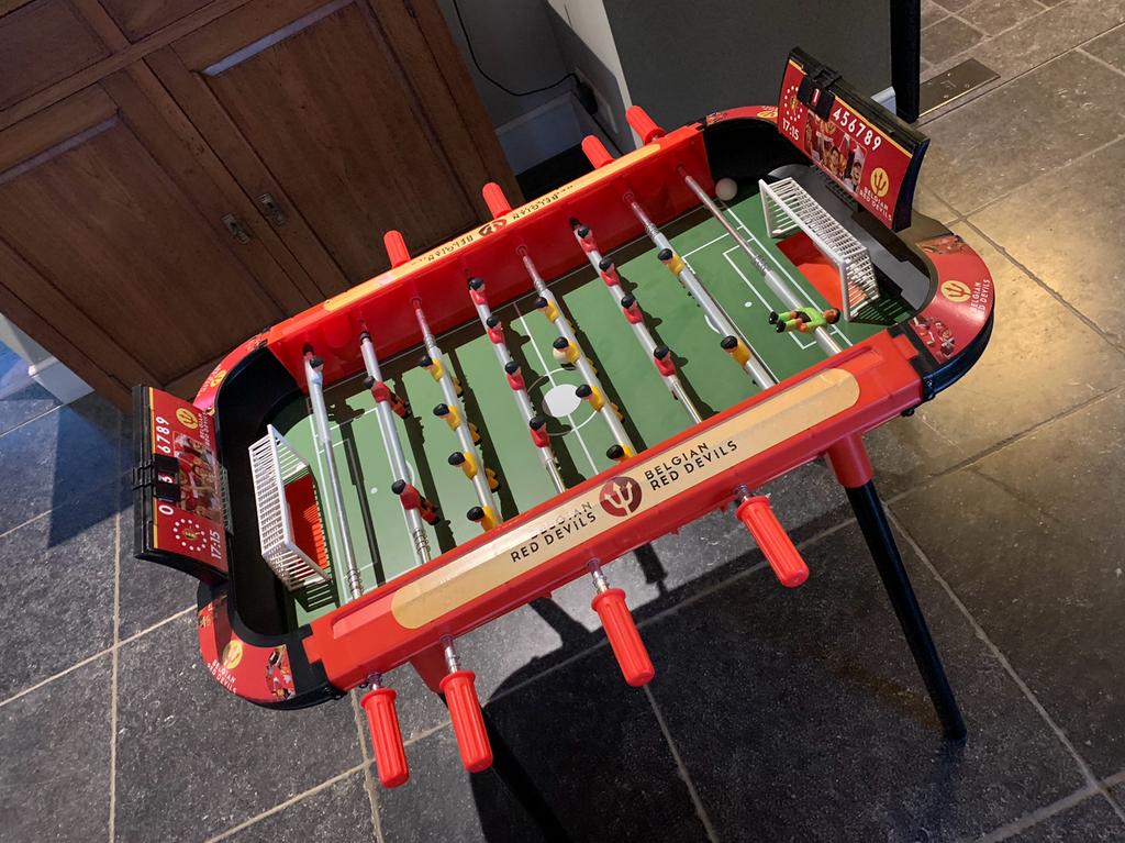 Voetbaltafel Rode Duivels, Ophalen, Zo goed als nieuw