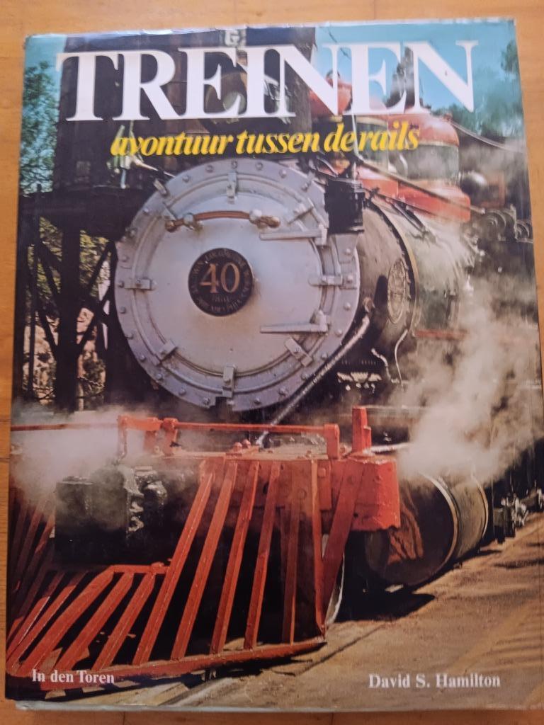 TREINEN Avontuur tussen de rails, Boeken, Vervoer en Transport, Zo goed als nieuw, Trein, Ophalen