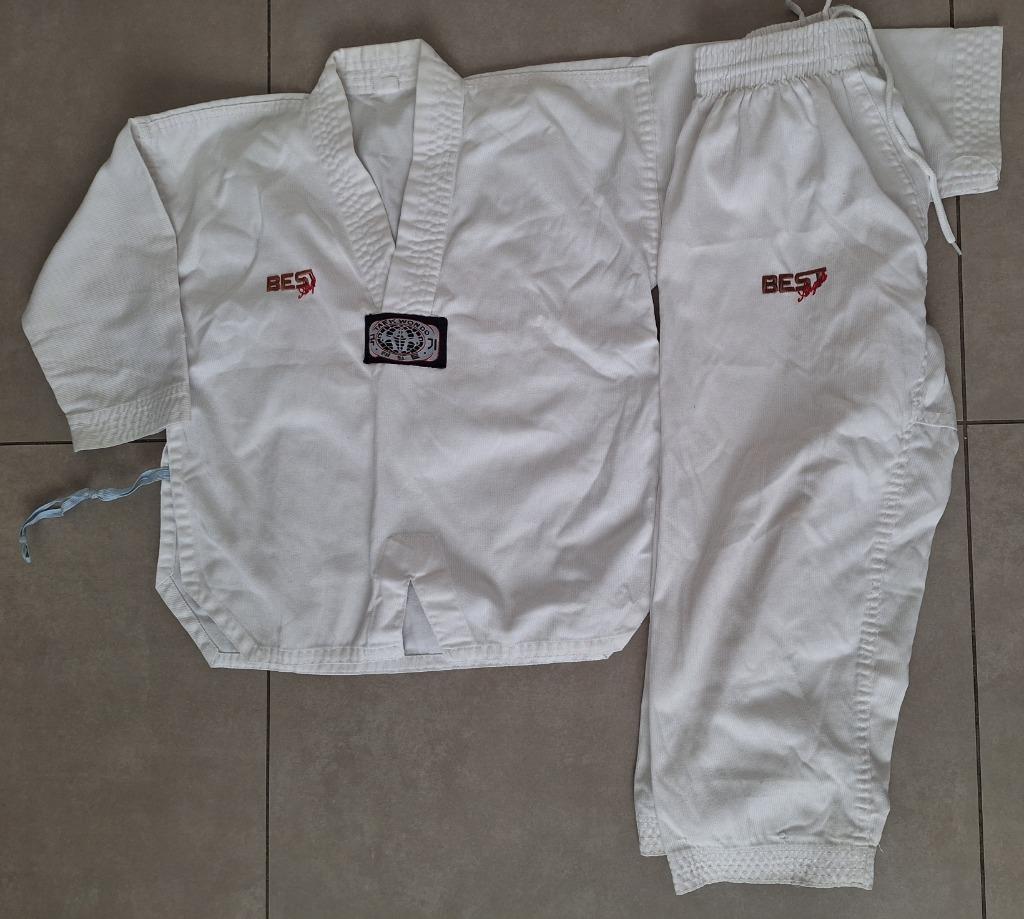 Kimono taekwondo enfant, Ophalen, Gebruikt, Taekwondo, Maat XS of kleiner
