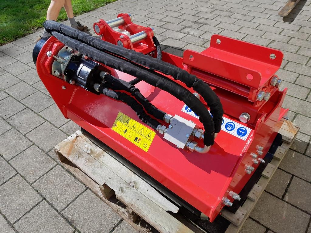 Bel-Agro klepelmaaier voor montage op graafmachine, Ophalen, Graafmachine