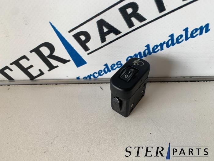 Commutateur phare hauteur réglable d'un Mercedes Sprinter, Enlèvement ou Envoi, 3 mois de garantie, Utilisé, Mercedes-Benz