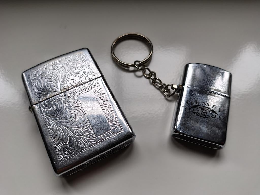 Briquet Zippo Venitian + petit porte clé, Collections, Enlèvement ou Envoi, Comme neuf, Briquet