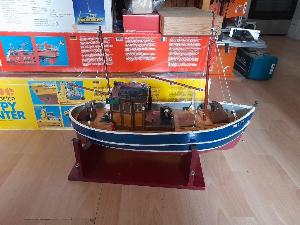 Mooie RC Vissersboot Kotter Petra RTR, Ophalen, Zo goed als nieuw, Groter dan 1:32, Overige merken