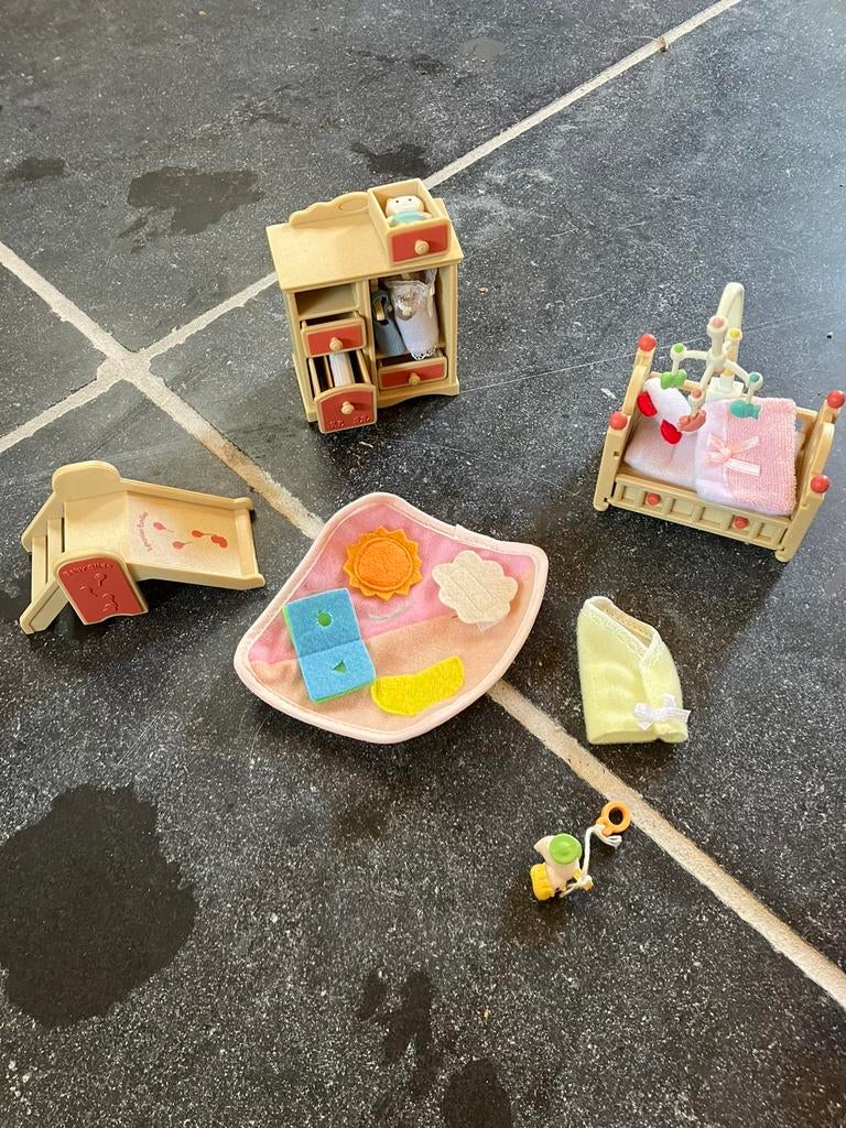 Sylvanian families babyroom set, Verzamelen, Ophalen, Zo goed als nieuw