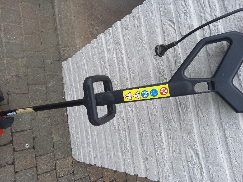 Grastrimmer, Enlèvement, Utilisé, 10 à 30 cm, Électrique