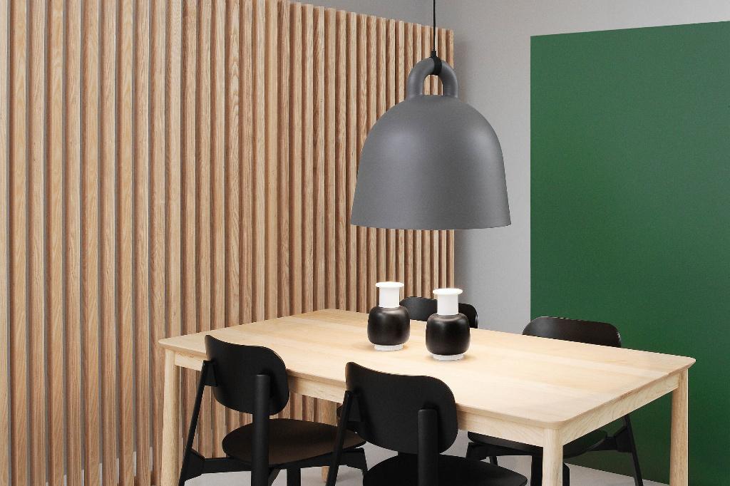 2 lampes Normann Copenhagen Bell, design, gris, Enlèvement, Comme neuf, Synthétique, Moins de 50 cm