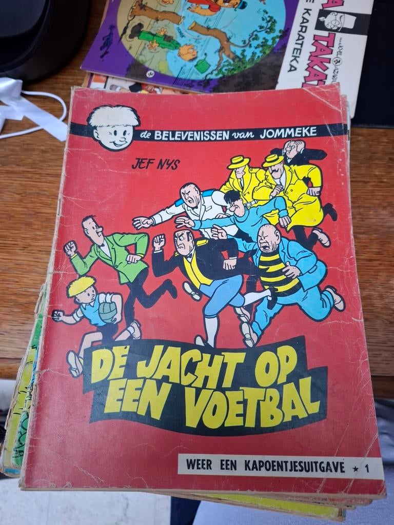 Stripboek van Belevenisses van Jommeke, Ophalen