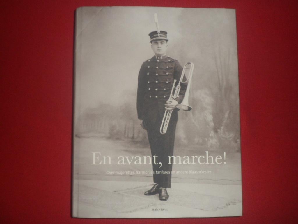 Stephan Vanfleteren (Foto's) / VLAMO: En avant, marche!, Boeken, Kunst en Cultuur | Fotografie en Design, Zo goed als nieuw, Fotografen