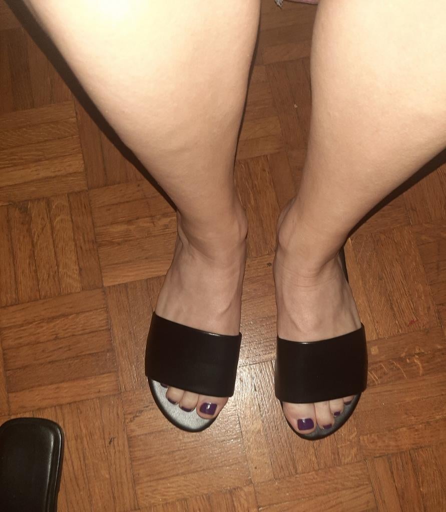 Zwarte slippers 40, Kleding | Dames, Verzenden, Zwart, Slippers