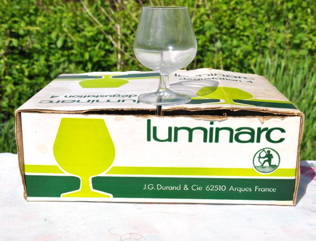 12 verres a liqueur sur pied 15cl neuf, Enlèvement ou Envoi, Comme neuf, Verre, Verre ou Verres