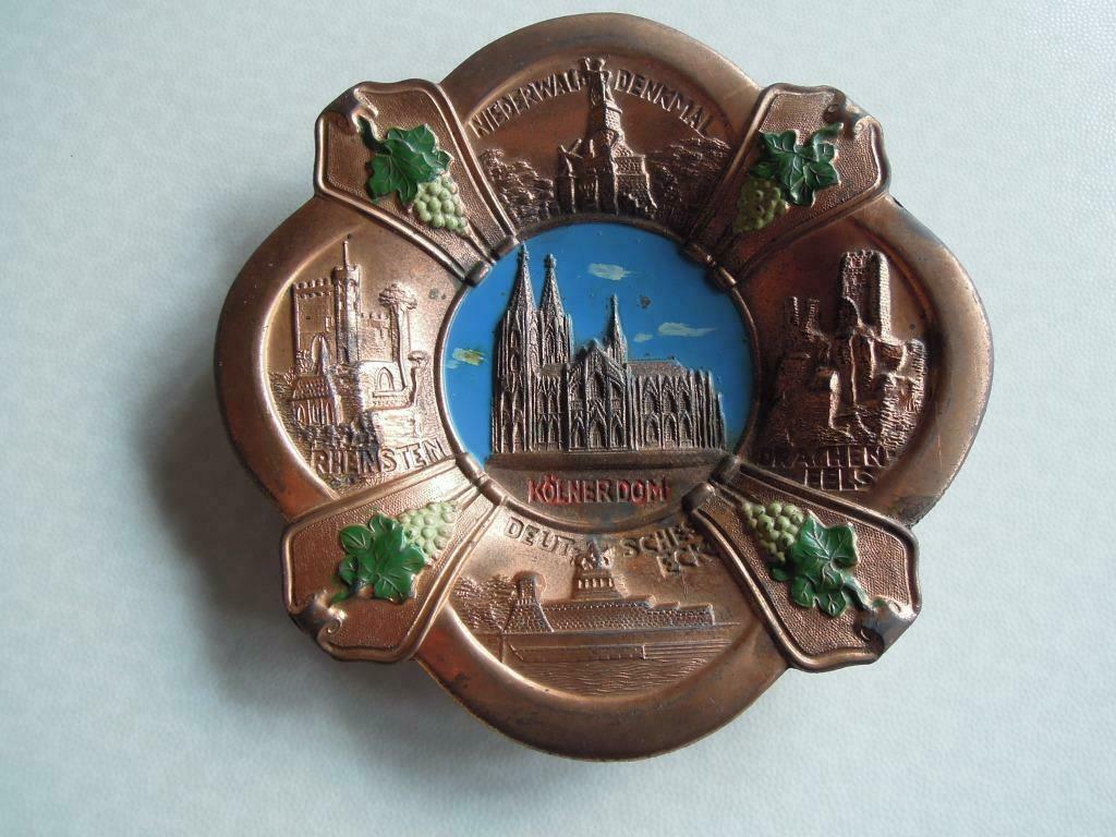 muurplaat  schaal Kölner Dom en andere toren verkleurd brons, Antiek en Kunst, Antiek | Brons en Koper, Ophalen of Verzenden, Brons