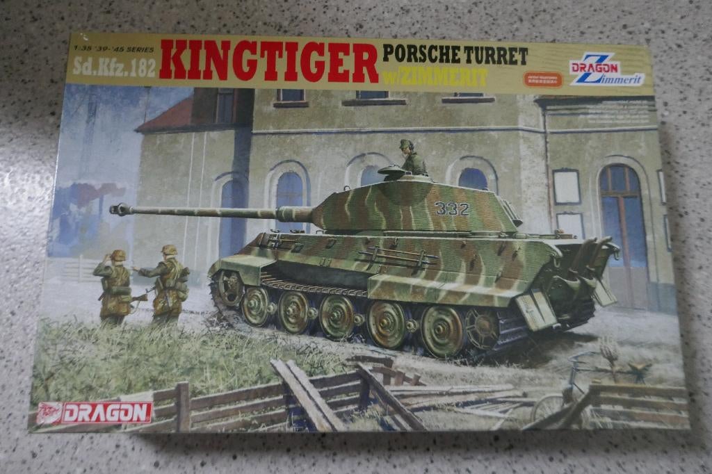 Tiger II w/Porsche Turret w/Zimmerit, Dragon, 1:35, Autres marques, Tank, Enlèvement ou Envoi, Comme neuf