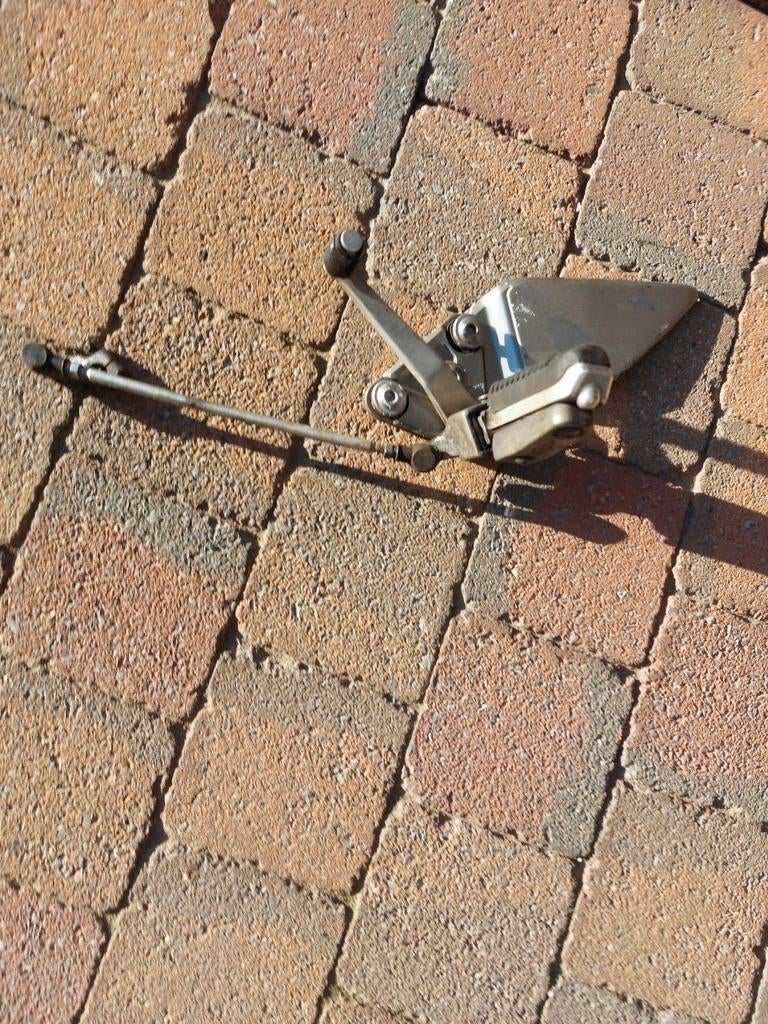 Suzuki Bandit schakelpedaal compleet, Ophalen of Verzenden, Gebruikt