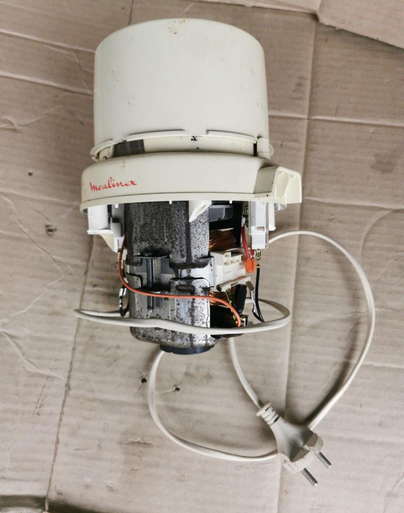Robots hachoir molinex pour récupérer les pièces détachées p, Bricolage & Construction, Chauffe-eau & Boilers, Enlèvement ou Envoi