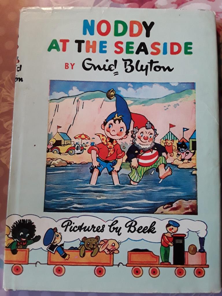Enid Blyton, Noddy at the seaside, 1953, Boeken, Ophalen of Verzenden, Gelezen