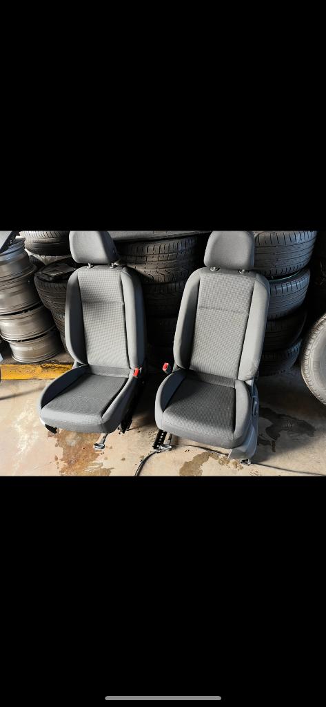 vw caddy voorstoelen  2022. 2 stuks, Ophalen of Verzenden, Gebruikt, Volkswagen