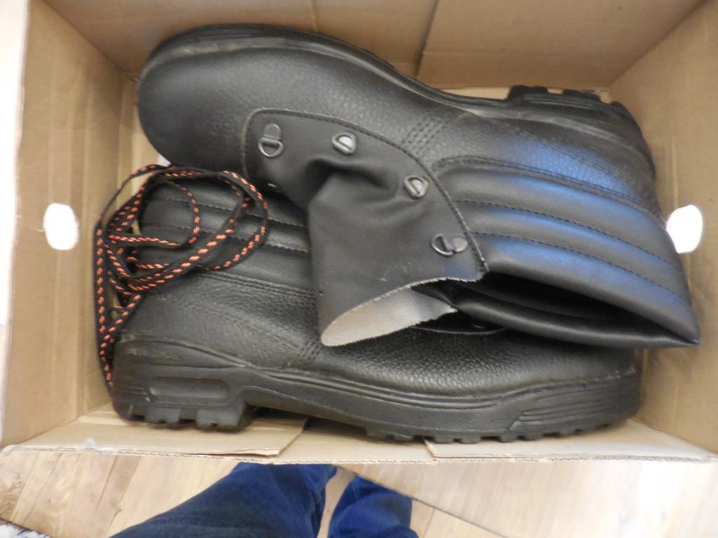 Chaussure de sécurité p 45, Enlèvement ou Envoi, Neuf, Chaussures de travail