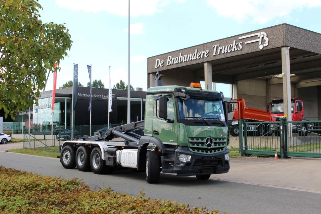 Mercedes Arocs 3243 8x4 - EURO 6 - 2017 - 283.500 km, Auto's, Vrachtwagens, Automaat, Euro 6, Mercedes-Benz, Bedrijf