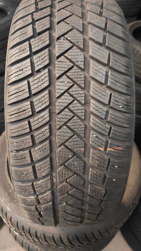 215/50r17 Vredestein 50€ per stuk met montage en balanceren, Ophalen
