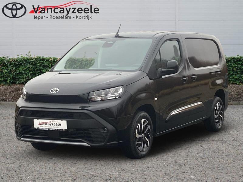 Toyota ProAce City LWB Dynamic 1d 27273 + BTW, Auto's, Toyota, Automaat, ProAce, Zwart, 130 pk