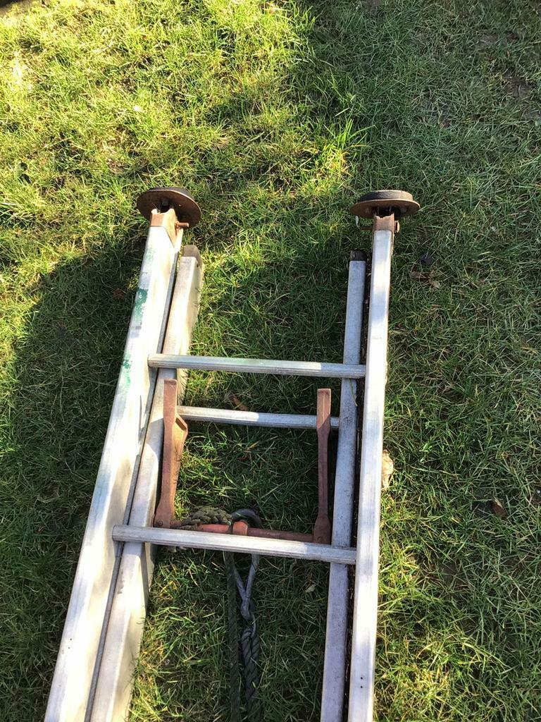 Ladder , aluminium ladder , zeer zwaar 7 meter dubbel, Doe-het-zelf en Bouw, Ladders en Trappen, Ophalen of Verzenden, Zo goed als nieuw