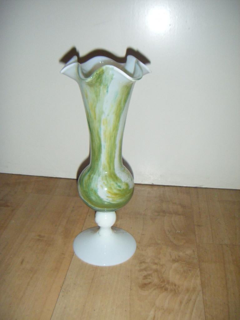 Vase calice sur pied, opaline, impeccable,vintage,rétro,vase, Enlèvement ou Envoi