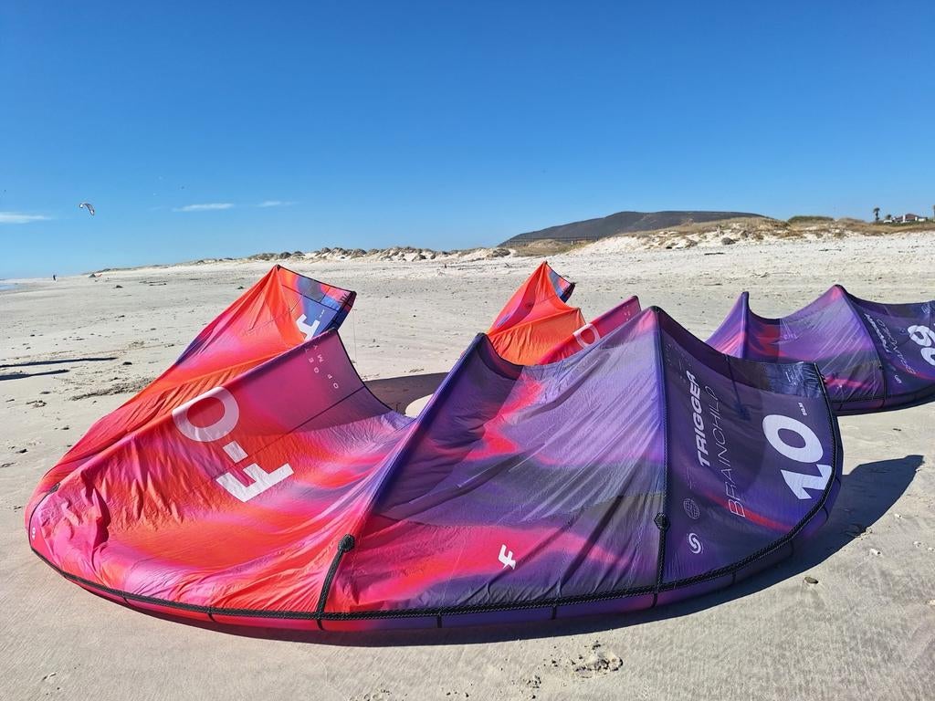 F-one trigger Brainchild 8m, 9m, 10m, Watersport en Boten, Kitesurfen, Ophalen of Verzenden